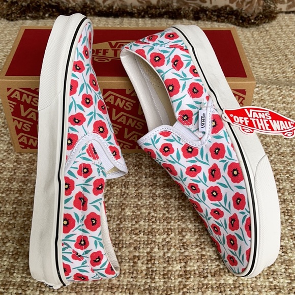 Vans Classic Slip-On Flowers/True White WMNS - Picture 12 of 16